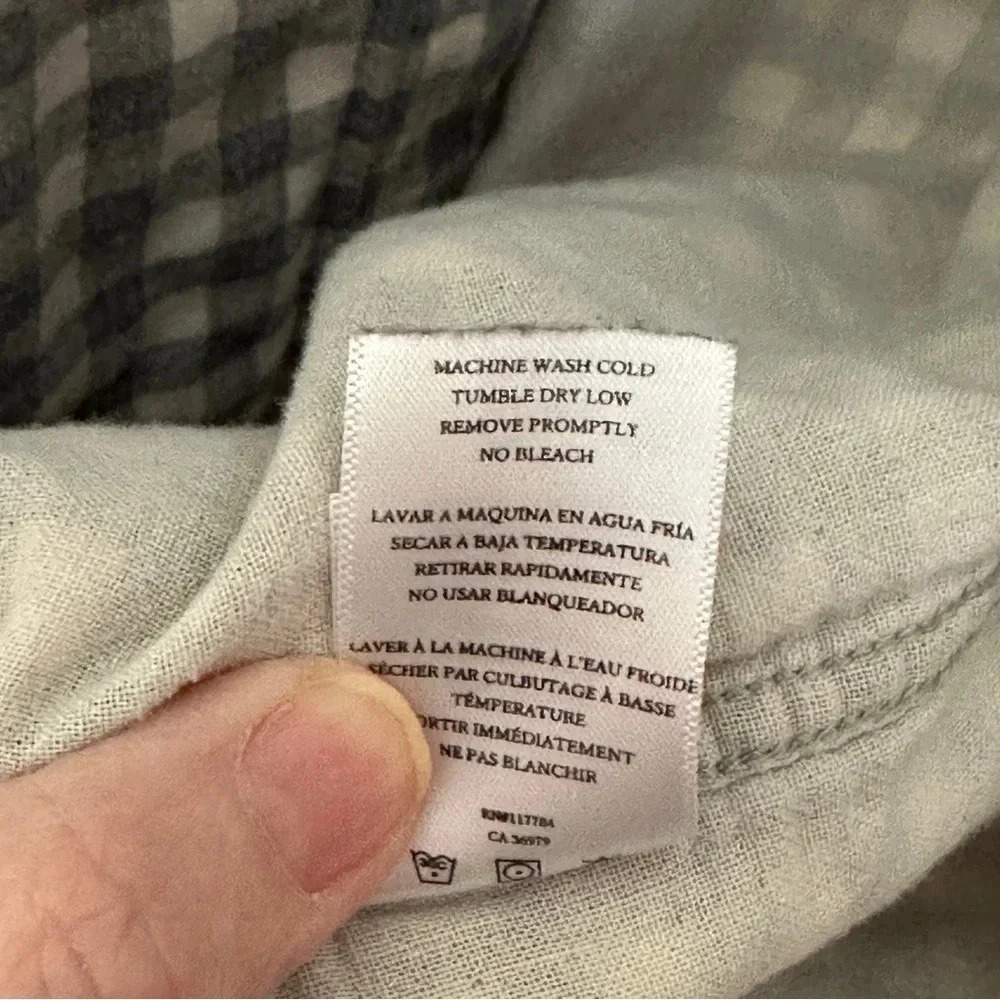 Rails Wyatt Gray & White Checked Button Front Shi… - image 6